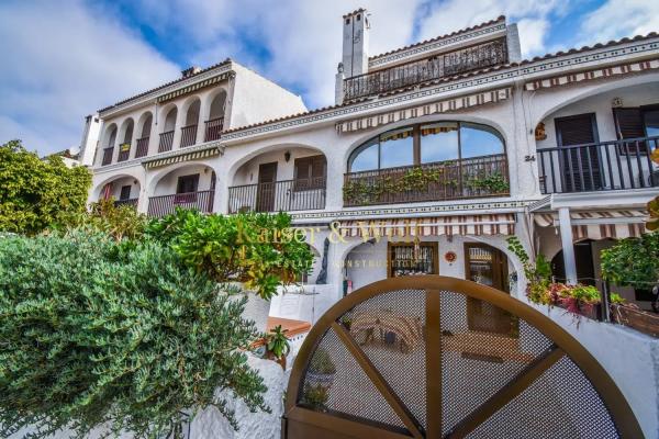 Casa independiente en calle Misteri d'Elx thumbnail 1