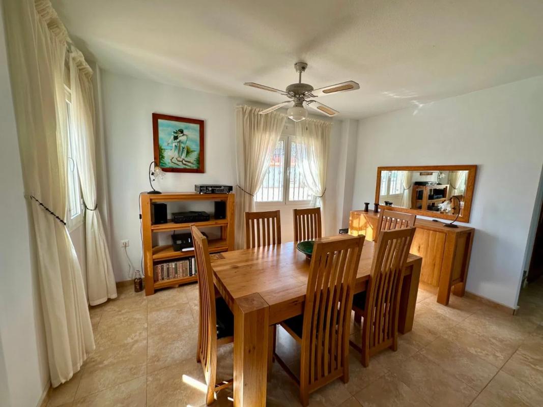Недвижимость на продажу и в аренду в Испании photo 4