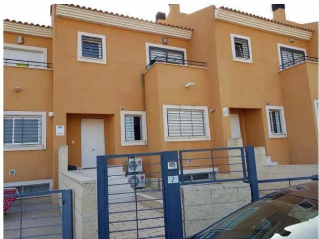 Venta de chalet independiente en Calle LOS OLMOS s/n, Monforte del Cid
photo 1