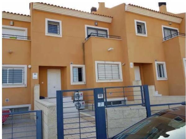 Chalet independiente en venta en  Calle LOS OLMOS s/n, Monforte del Cid photo