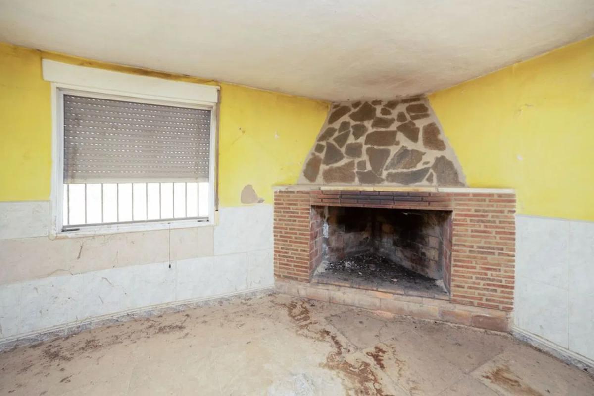 Properties for sale and rent in Spain photo 2