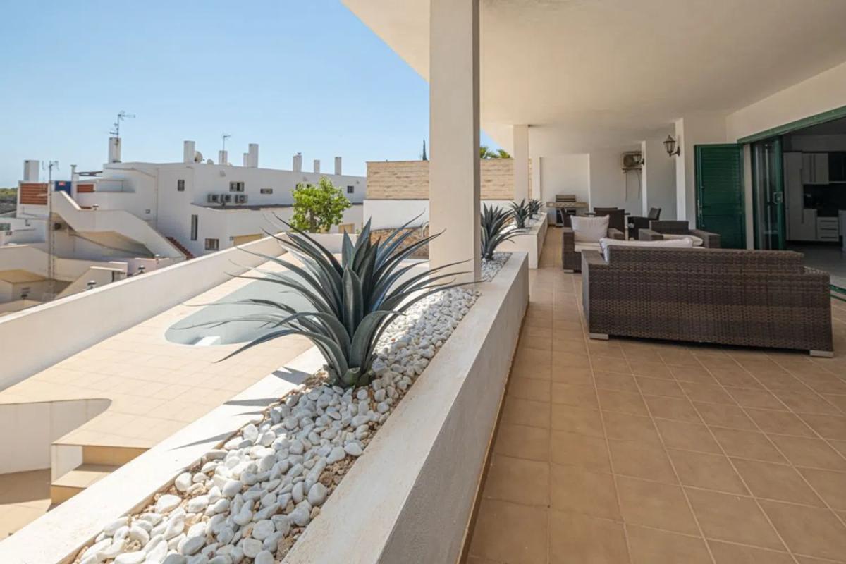 Venta de piso en Plaza Ramblas la R-1, 21, Orihuela
 photo 2
