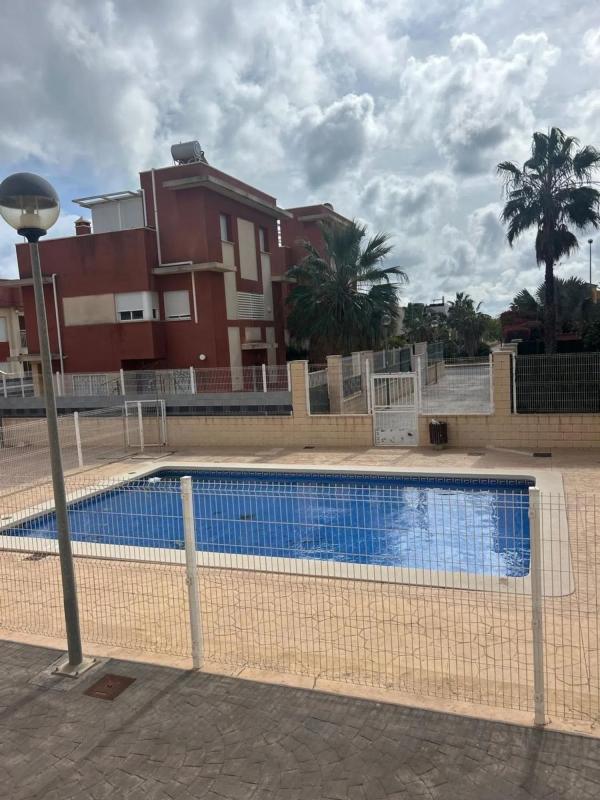 Venta de piso en Barrio Campoamor, Orihuela
photo 4