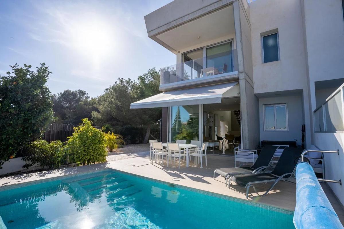 Properties for sale and rent in Spain photo 4