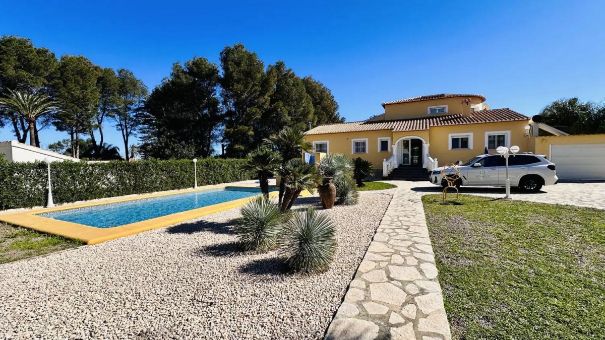 Venta de chalet independiente en El Montgó, Denia
photo 3