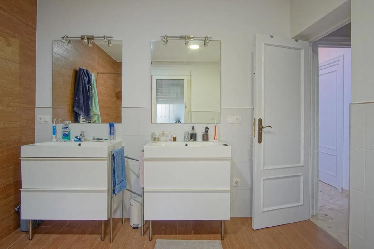 Sale of independent chalet in Les Rotes/Las Rotas, Denia
 photo 5