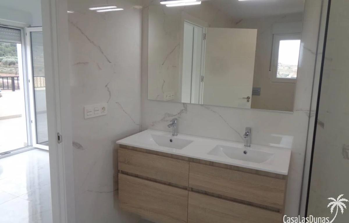 Sale of independent chalet in Calle Caserio Damasos, 121, Pinoso
 photo 3