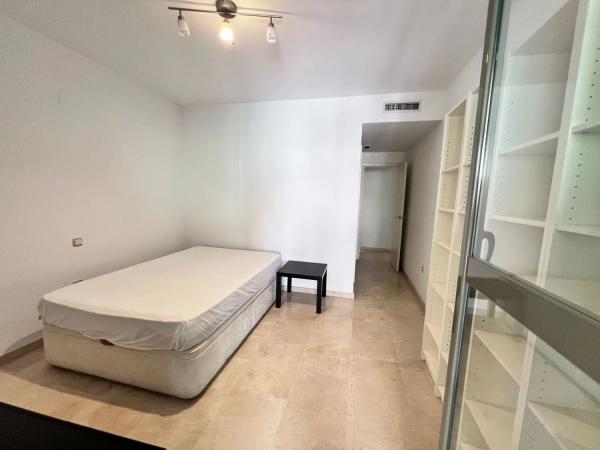 Пентхаус на продажу в Barrio Mercado, Аликанте photo 1