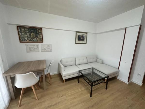 Apartment for sale in  Calle Pradilla, Alicante / Alacant photo 4