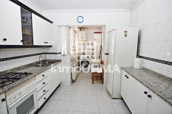 Sale of flat in Calle Gran Vía, Sax
 photo 1