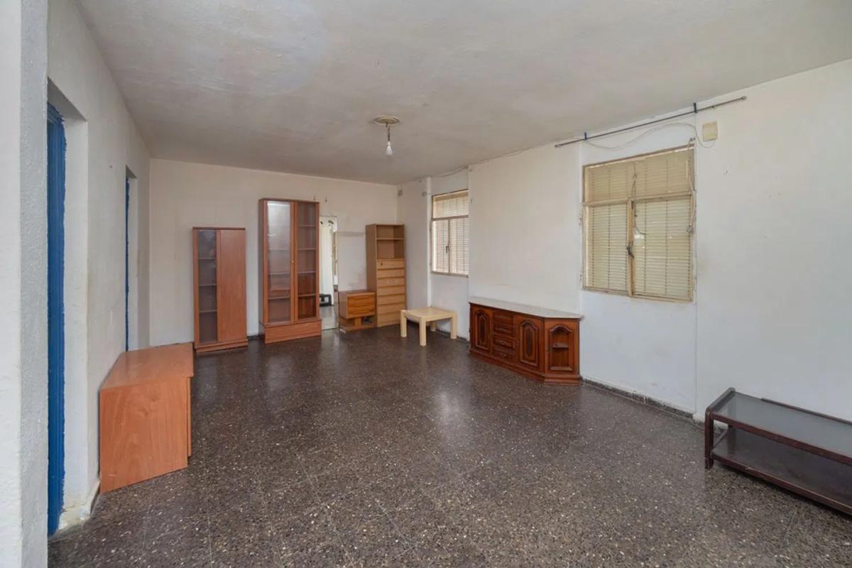 Venta de piso en Pasaje Poeta Villaespesa, 7, Alicante / Alacant
 photo 2