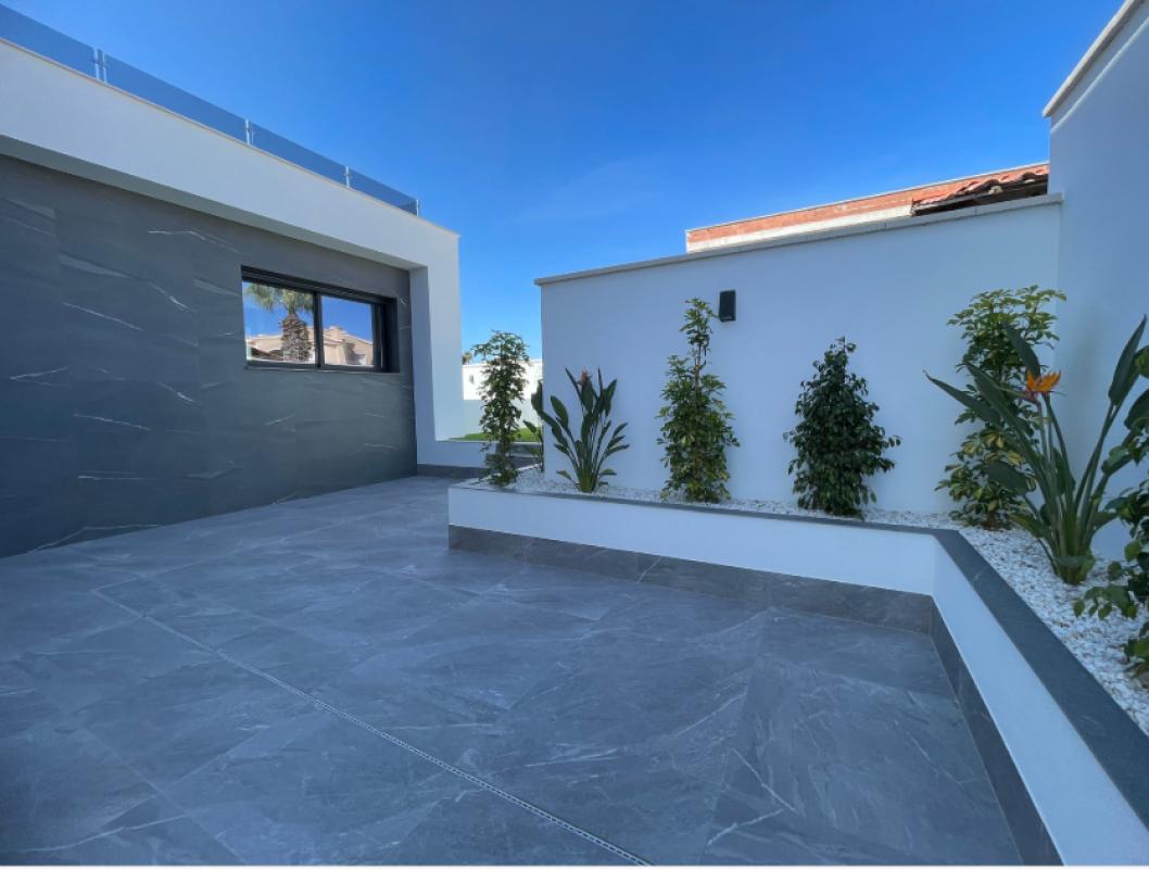 Obra nueva VILLAS VELAZQUEZ en Ciudad Quesada (Revista) photo 4