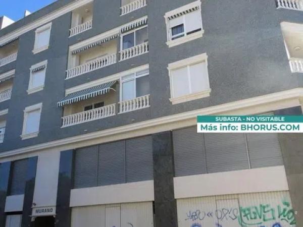 Piso en venta en Calle Puig Coronat, El Campello photo 1