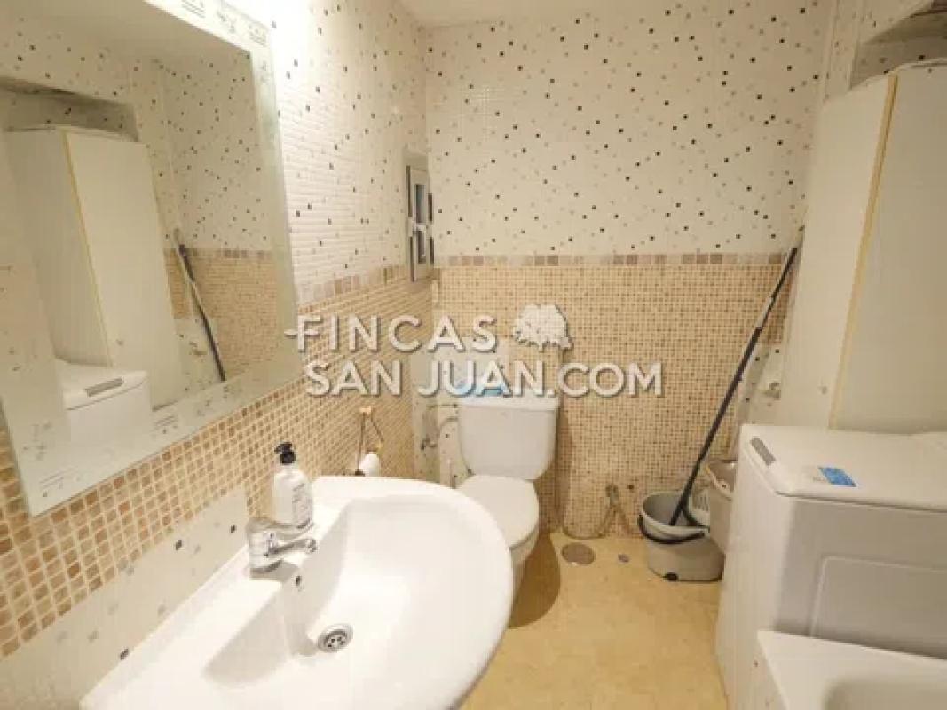 Sale of apartment in Playa Muchavista, El Campello
 photo 3