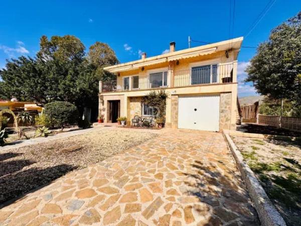 Detached villa for sale in Pueblo Español - Coveta Fumá, El Campello thumbnail 2