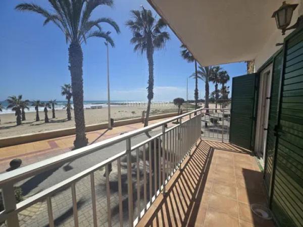 Piso en venta en  Calle Sant Bartomeu, El Campello photo 1