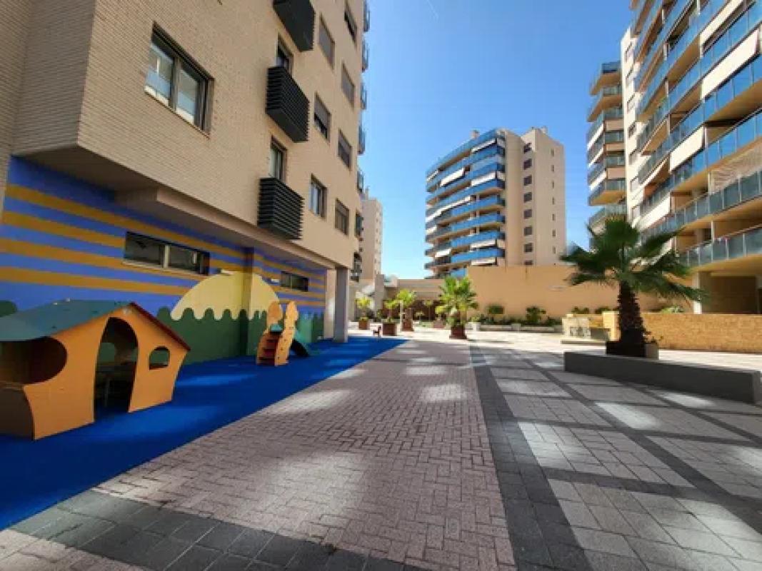Sprzedaż mieszkania w Calle Vicent Blasco i Ibáñez, 2, El Campello
photo 1