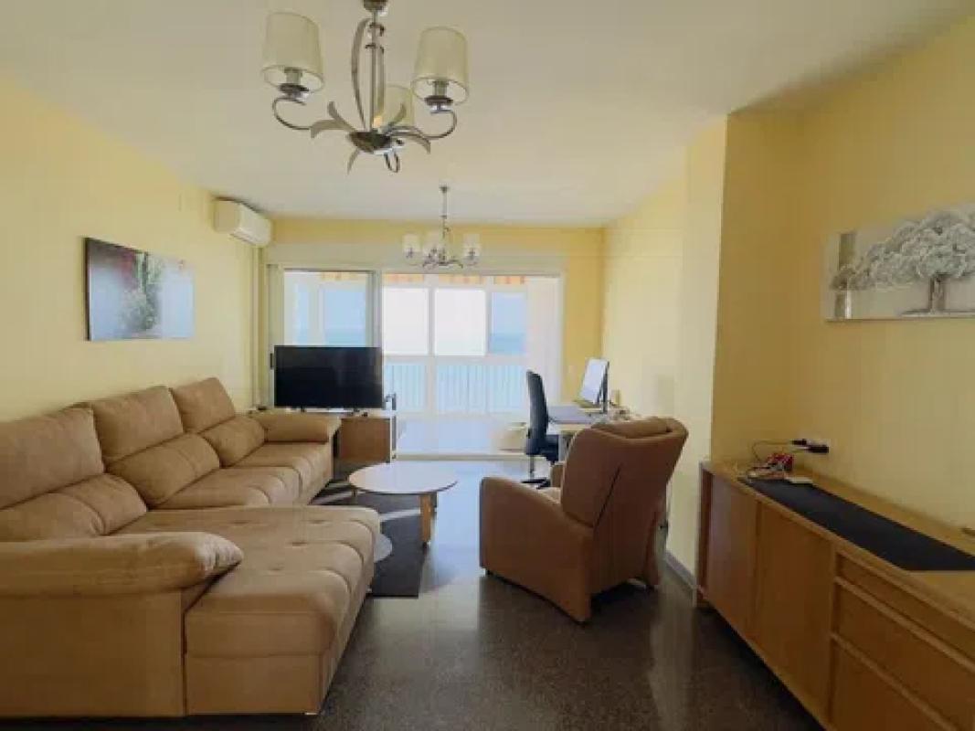 Sale of apartment in Calle de Montgomit, El Campello
 photo 2