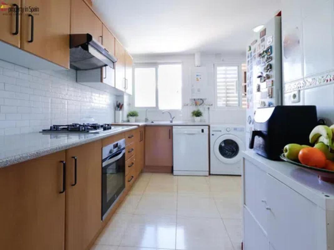 Sale of apartment in Calle d'Oviedo, El Campello
photo 5