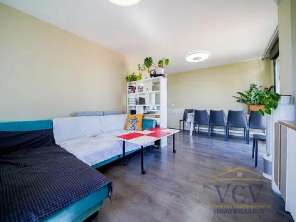 Apartment for sale in  Calle de Juan de la Cierva, El Campello photo 3