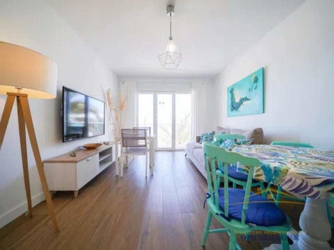 Sale of apartment in Calle de Pizarro, El Campello
photo 5