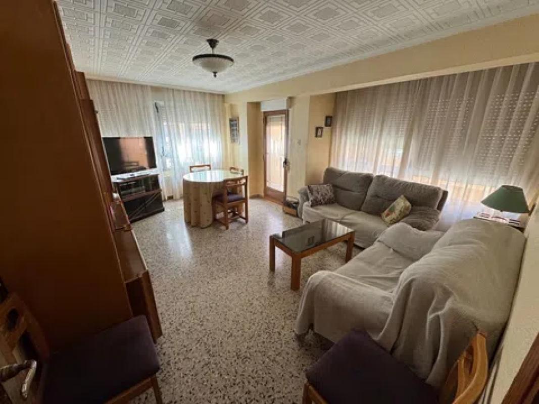 Продажа квартиры на Calle Juan Ramon Jimenez, Вильена
photo 2