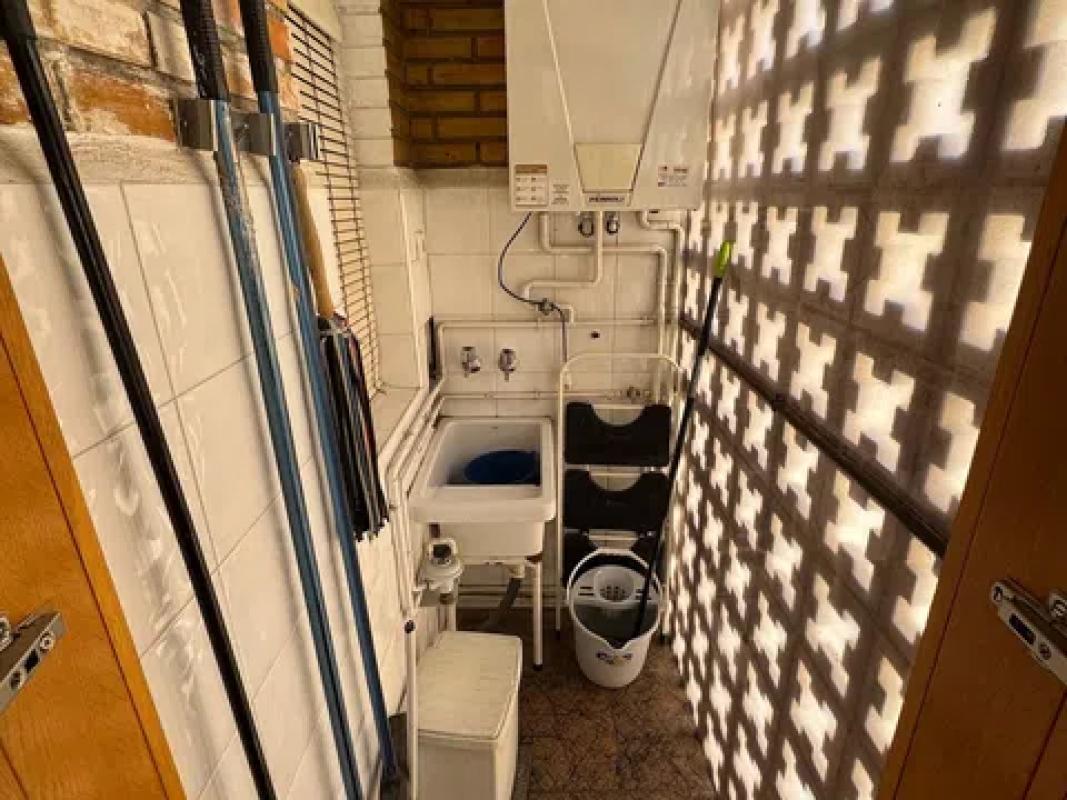 Продажа квартиры на Calle Juan Ramon Jimenez, Вильена
photo 3