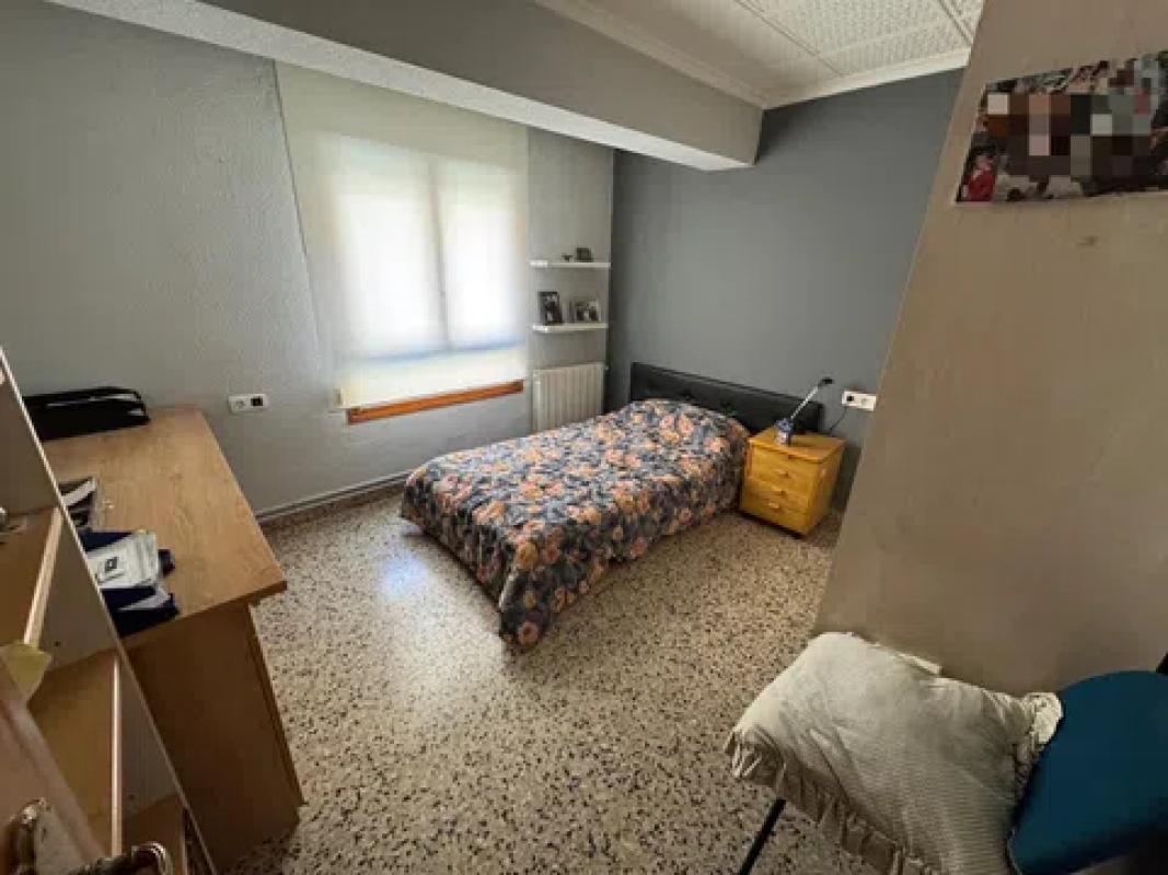 Продажа квартиры на Calle Juan Ramon Jimenez, Вильена
photo 4