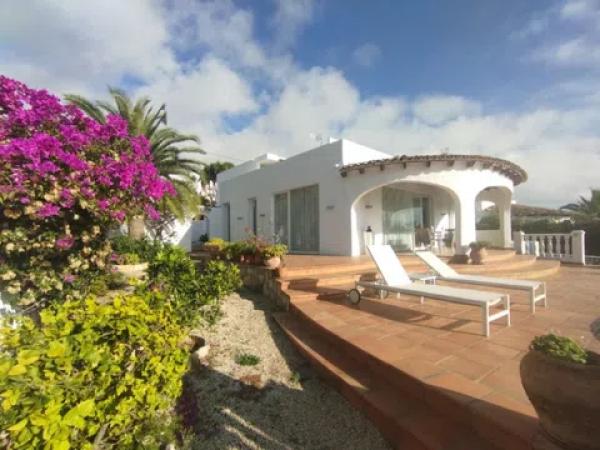 Chalet independiente en venta en La Viña - Montemar - San Jaime, Benissa photo 1