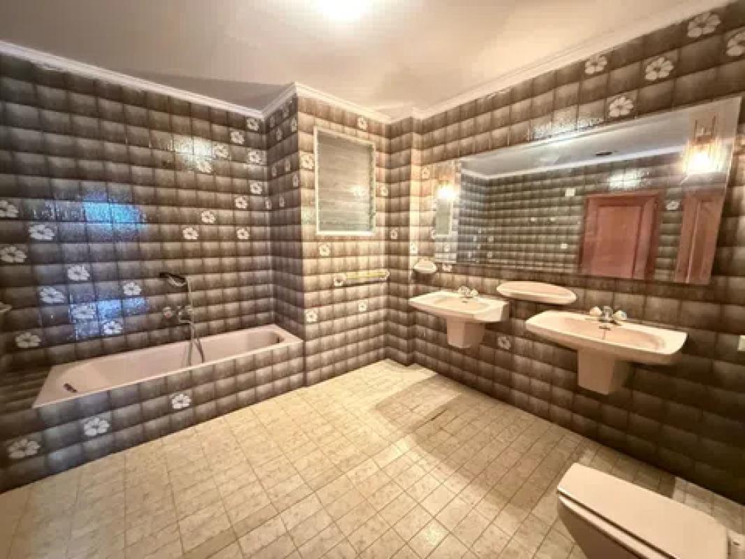 Properties for sale and rent in Spain photo 4