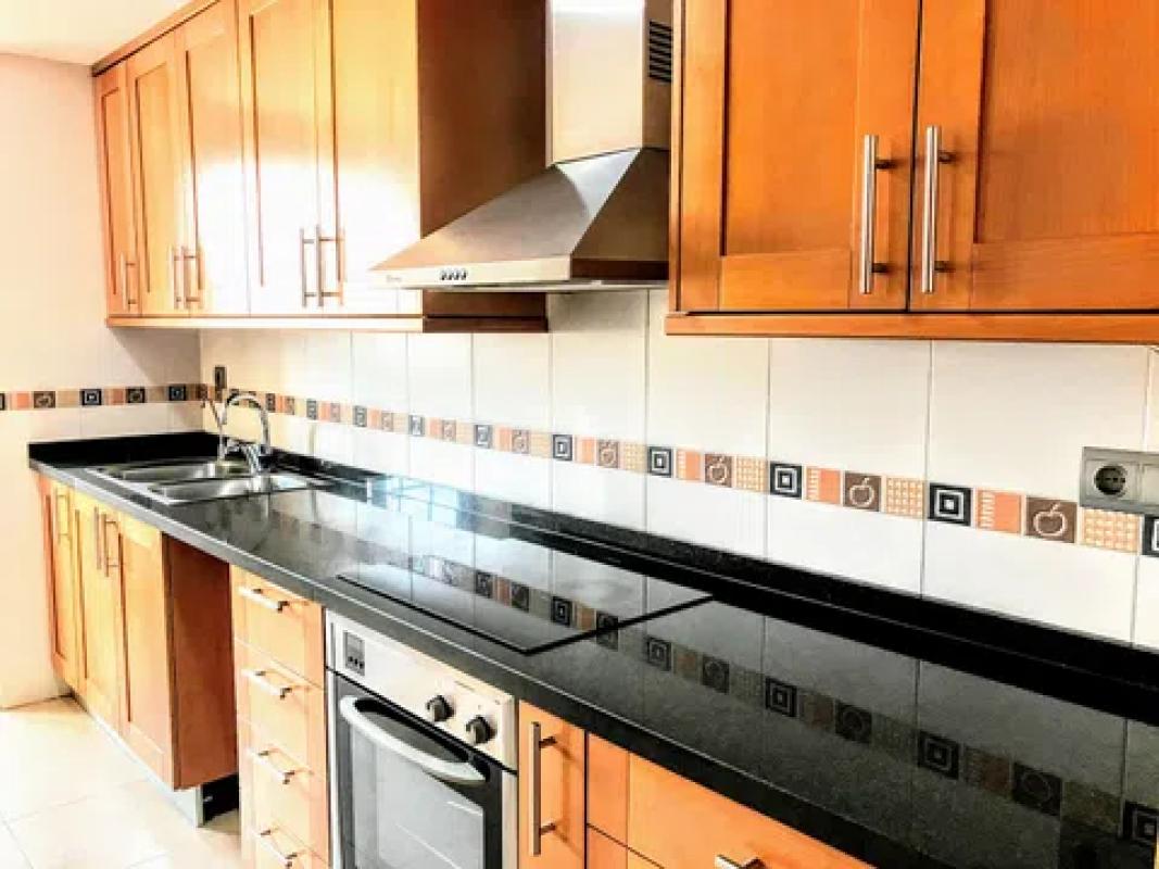 Sale of apartment in General Marva, Alicante
 photo 2