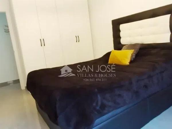 Apartment for sale in Novelda, Novelda thumbnail 2