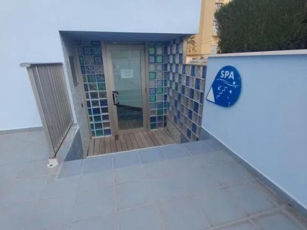 Дуплекс на продажу в Playa la Fossa Peñon de Ifach, 5, Кальпе photo 1