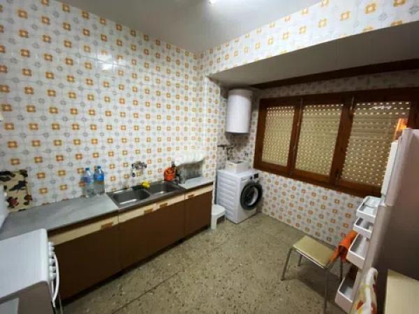 Chalet adosado en plaza Mayor, 1 thumbnail 2