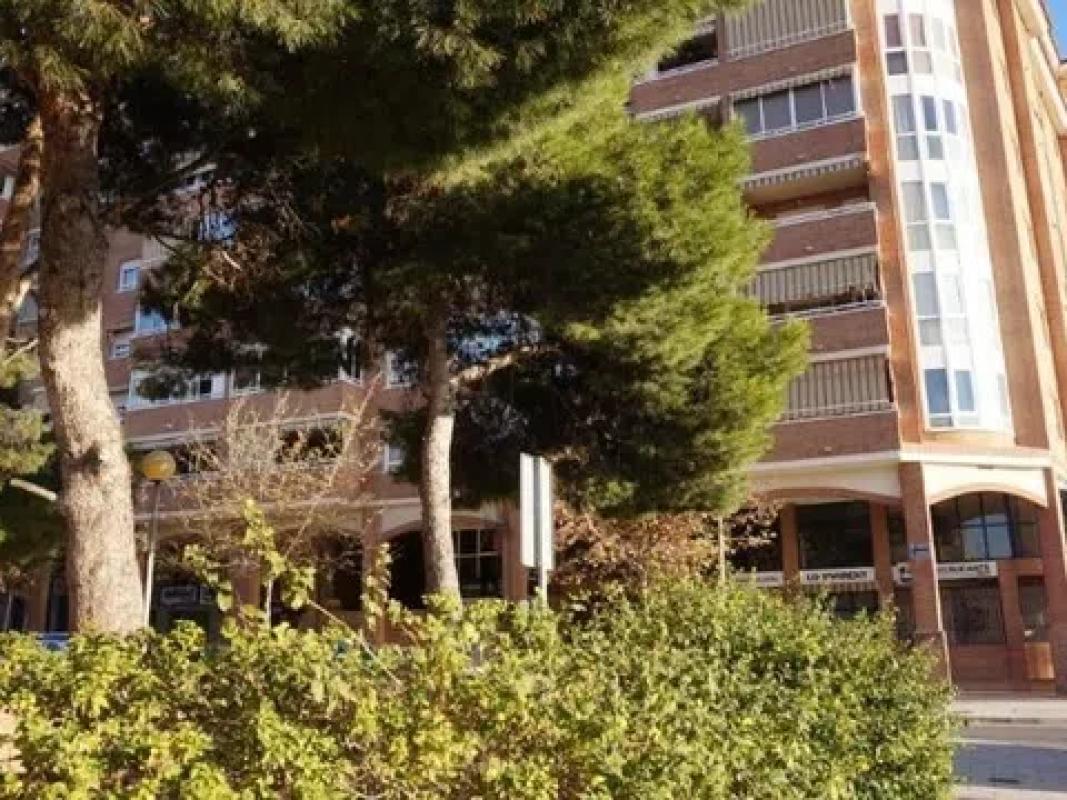 Venta de piso en Avenida d l`Almássera, San Vicente del Raspeig
photo 1