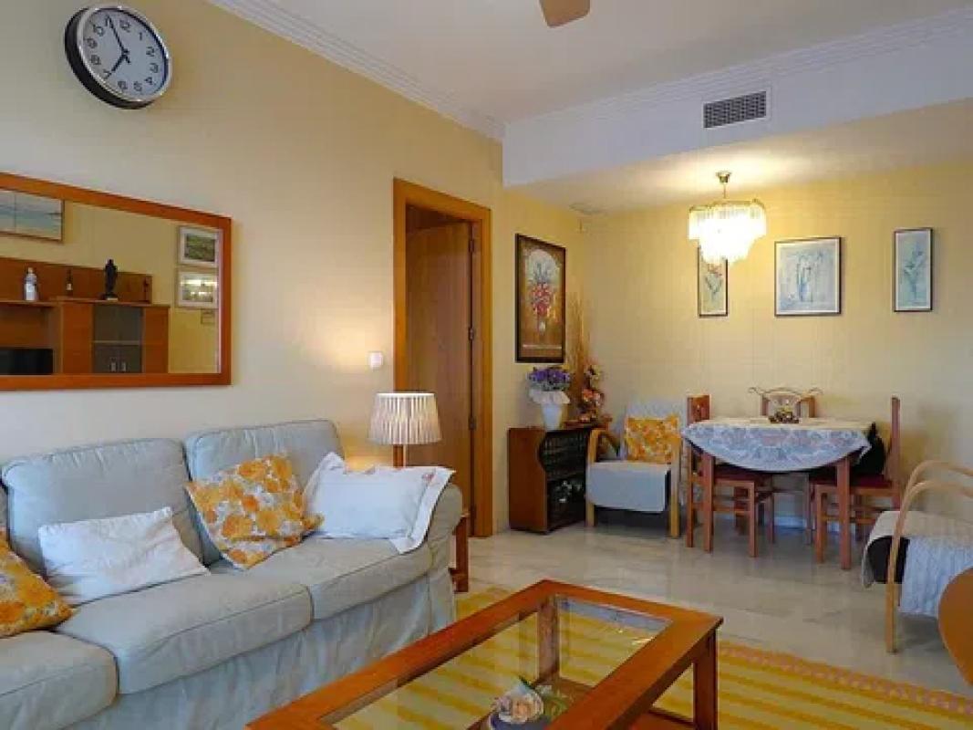 Sale of apartment in Calle Presidente Adolfo Suárez, Benidorm
 photo 3