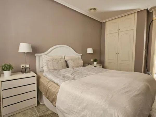 Casa independiente en calle Grecia, 9 photo 2