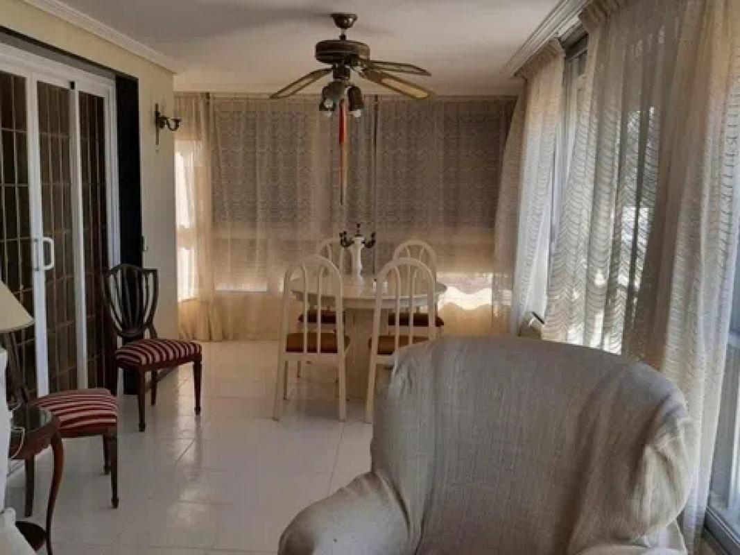 Venta de piso en Playa de Levante, Benidorm
photo 3