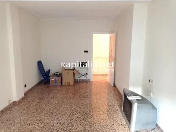Продажа квартиры в Maestro Carrascosa - Banda de Música, Villena photo 1
