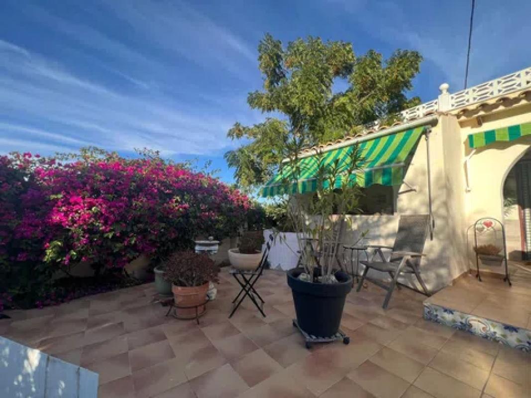 Properties for sale and rent in Spain photo 3