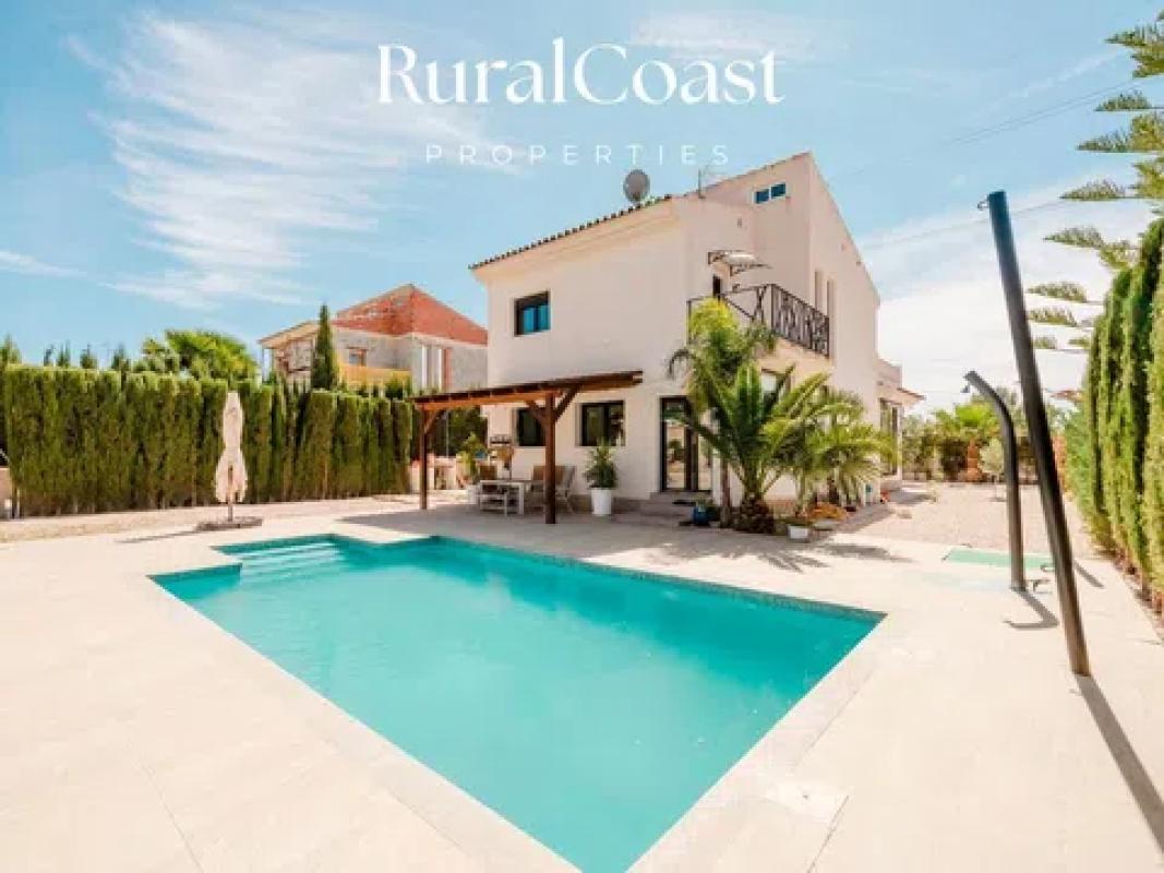 Properties for sale and rent in Spain photo 2