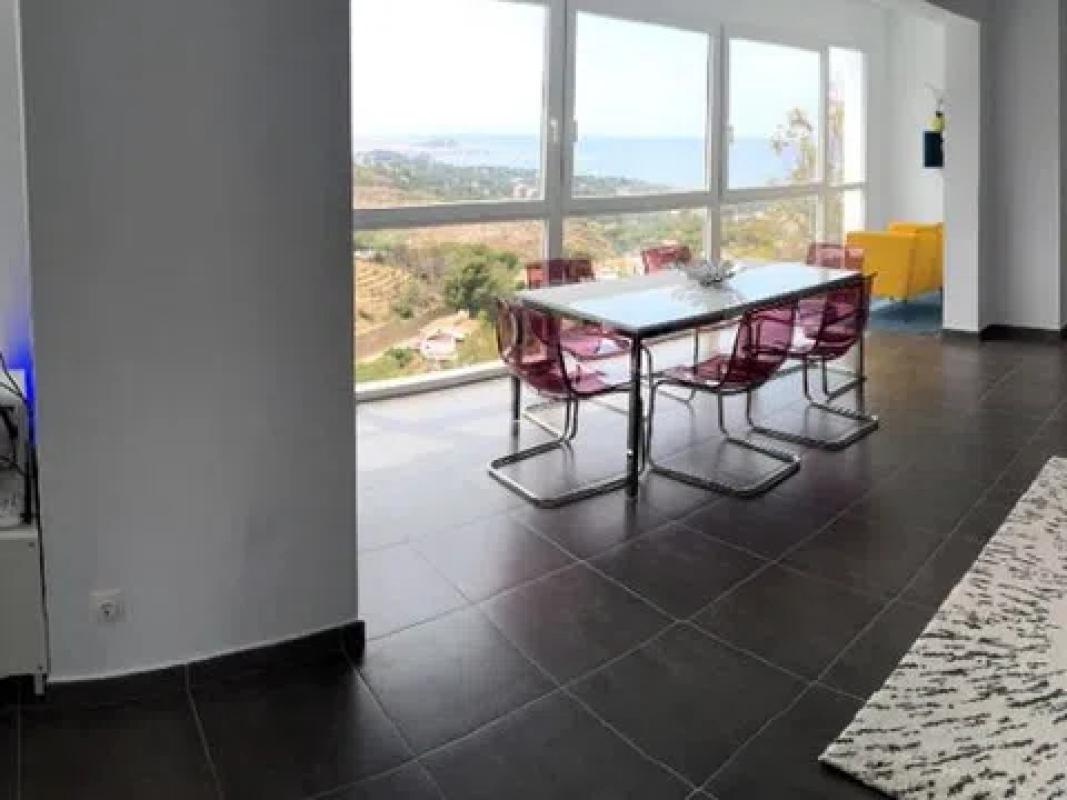 Sale of independent chalet in Calle Siri, Denia
photo 4