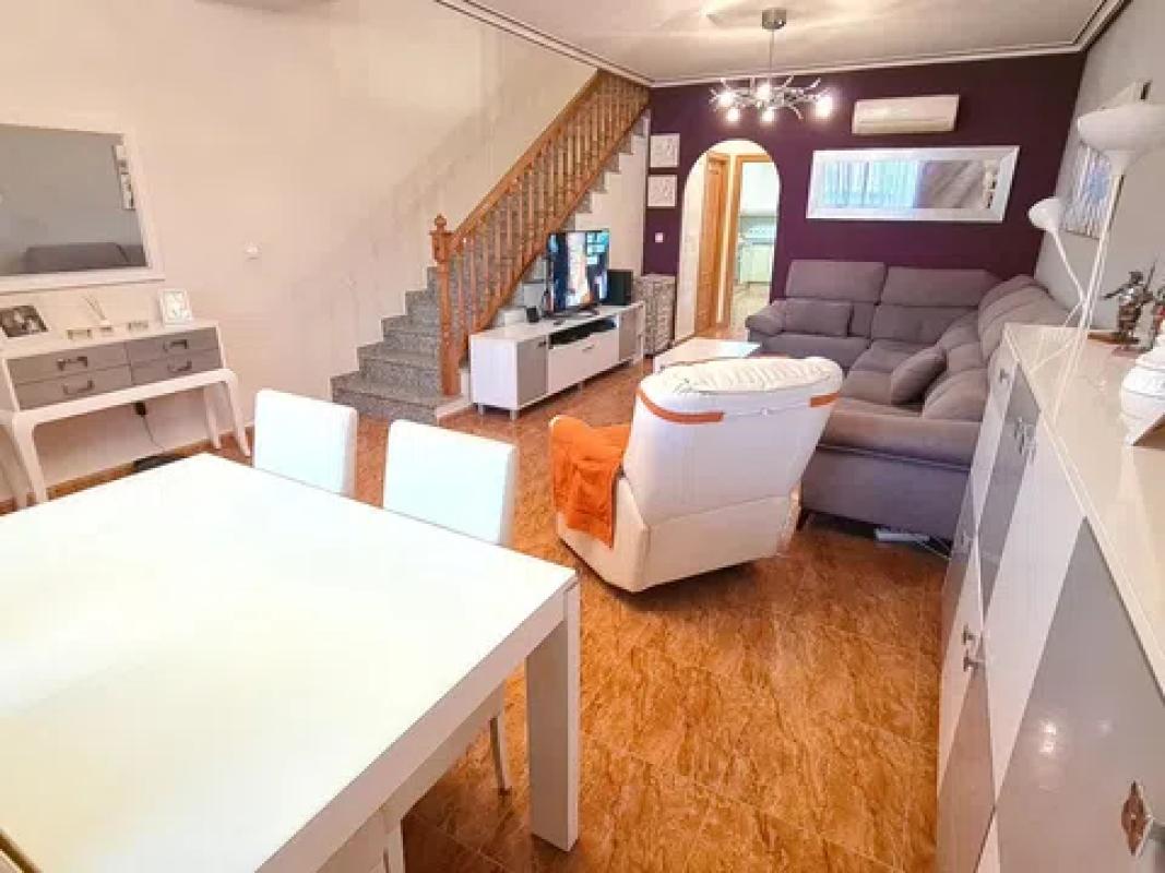 Недвижимость на продажу и в аренду в Испании photo 3
