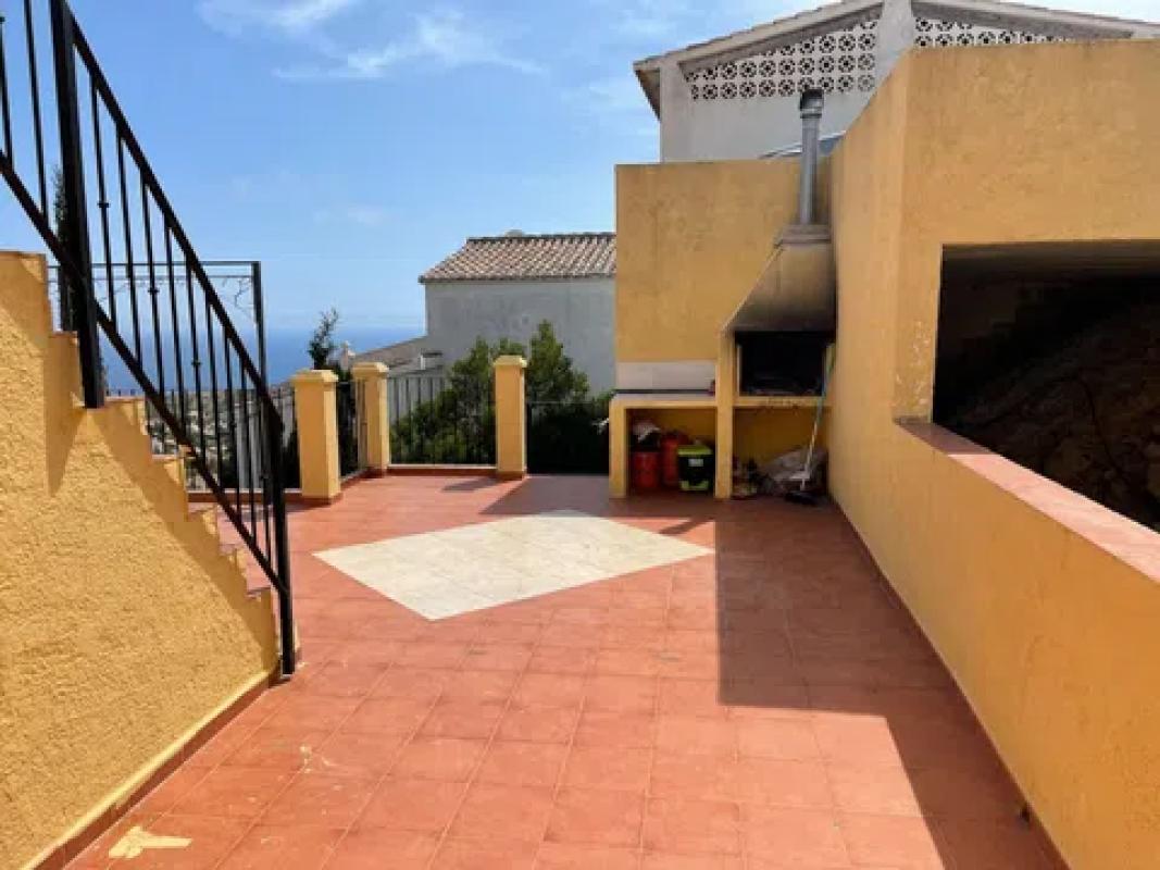 Properties for sale and rent in Spain photo 5