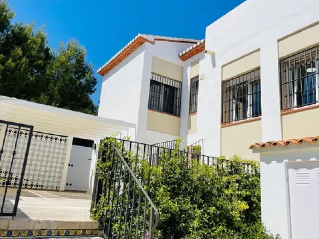 Propiedades en venta y alquiler en España photo 4