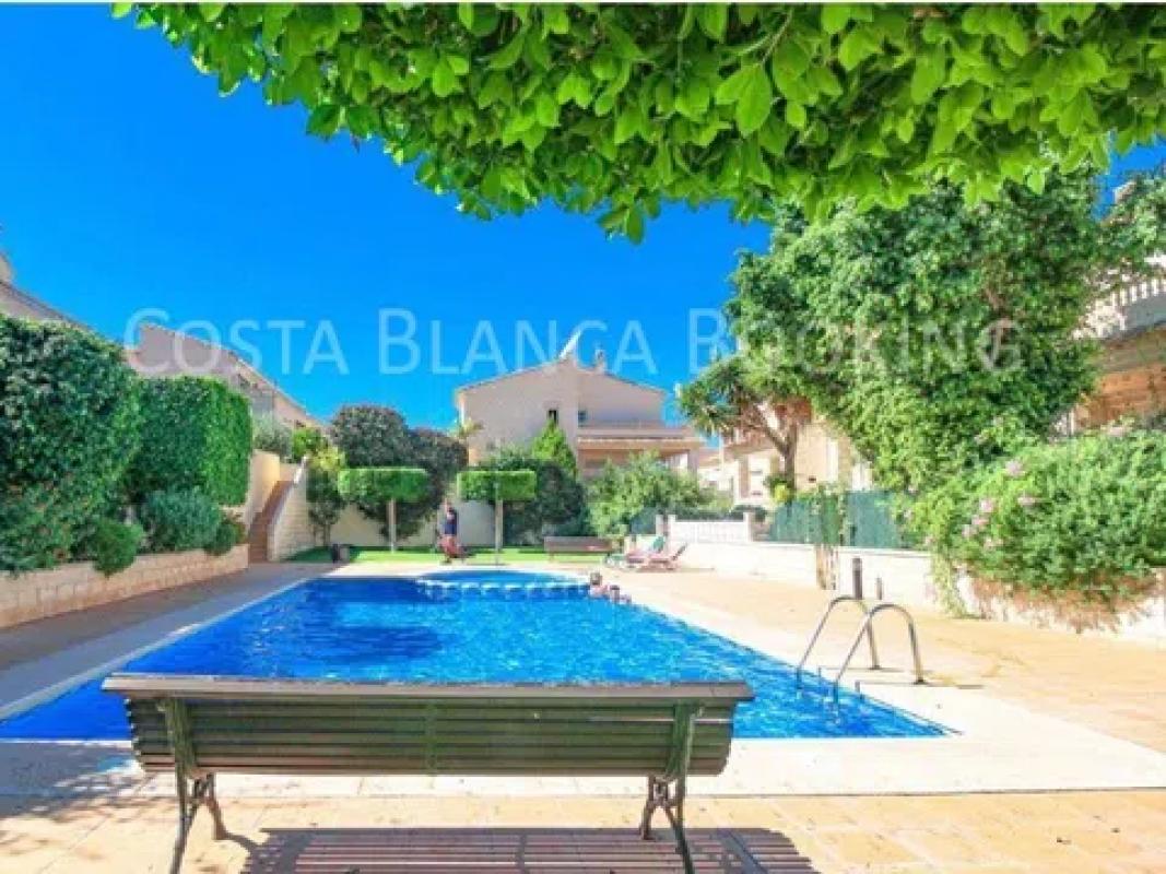 Properties for sale and rent in Spain photo 5