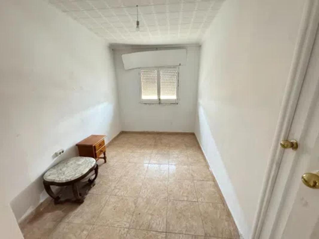 Properties for sale and rent in Spain photo 5