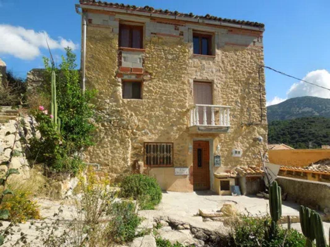 Propiedades en venta y alquiler en España photo 3