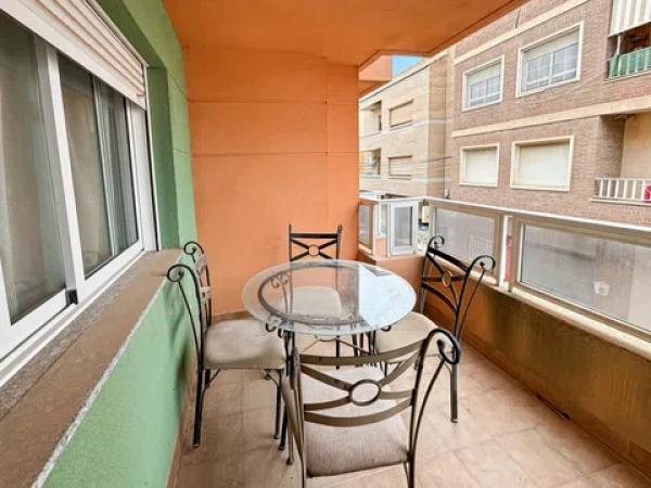 Piso en venta en  Pinoso, Pinoso photo 1