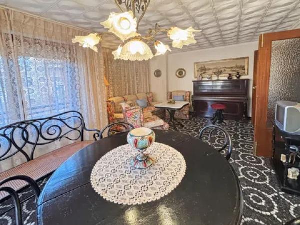 Sale of flat in Sax, Sax
 photo 2